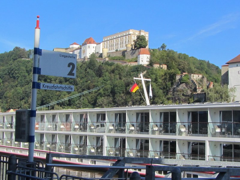 mandeimg_2500.jpg