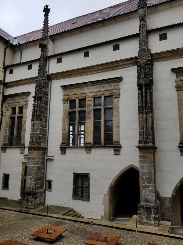 pragues8866.jpg