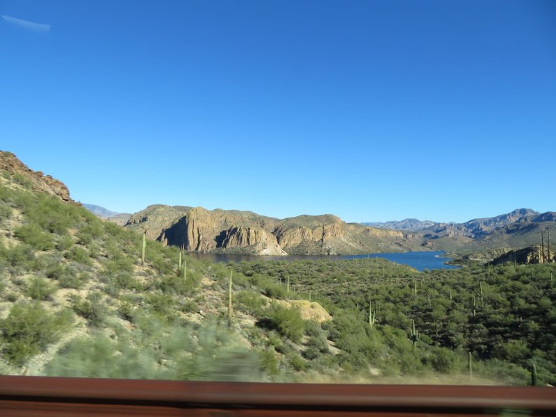 lakeimg_6128.jpg