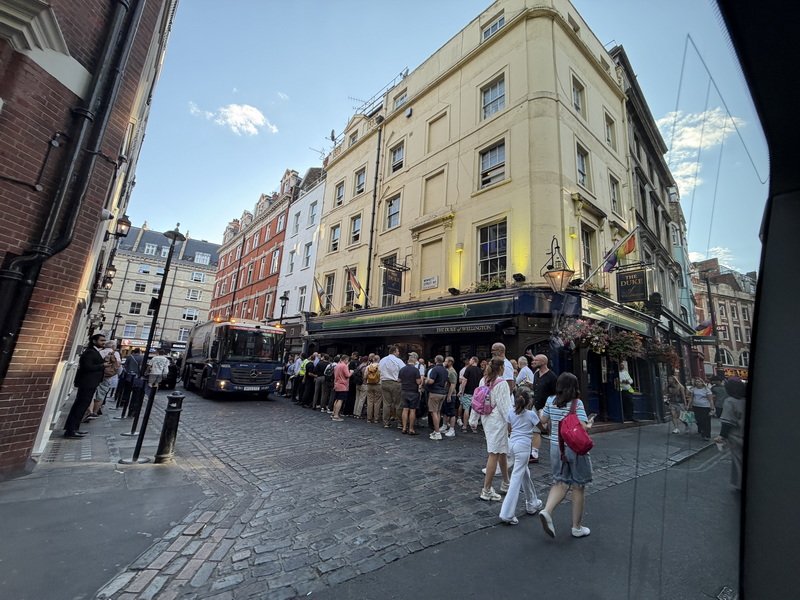 londonaimg_7707.jpg