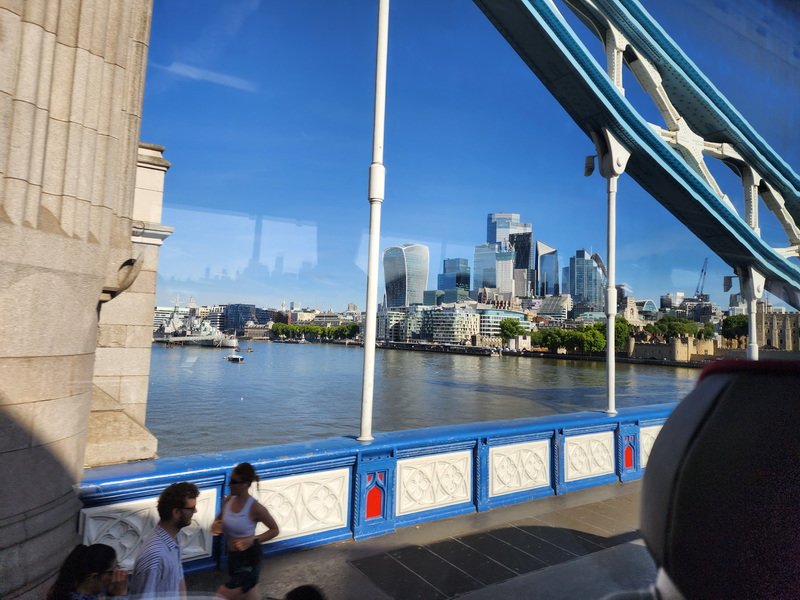 londonc20260808_090804.jpg