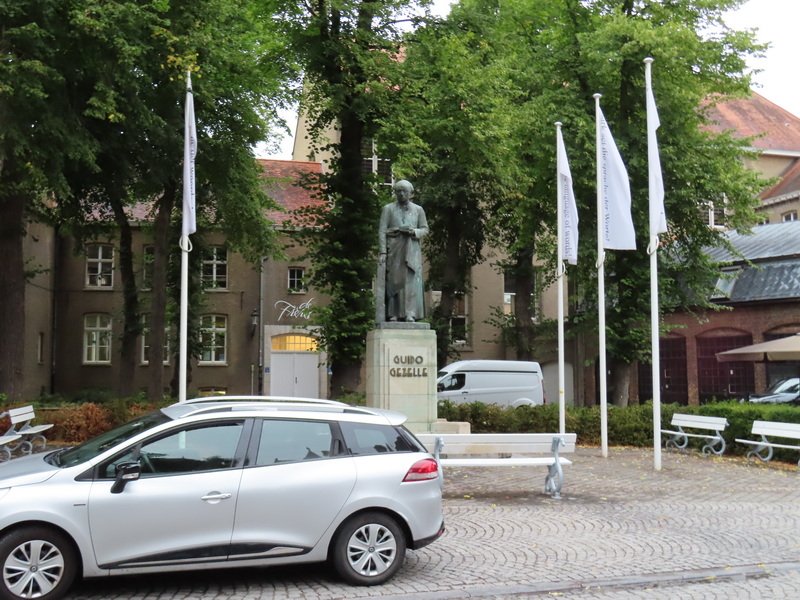 eubimg_0967.jpg